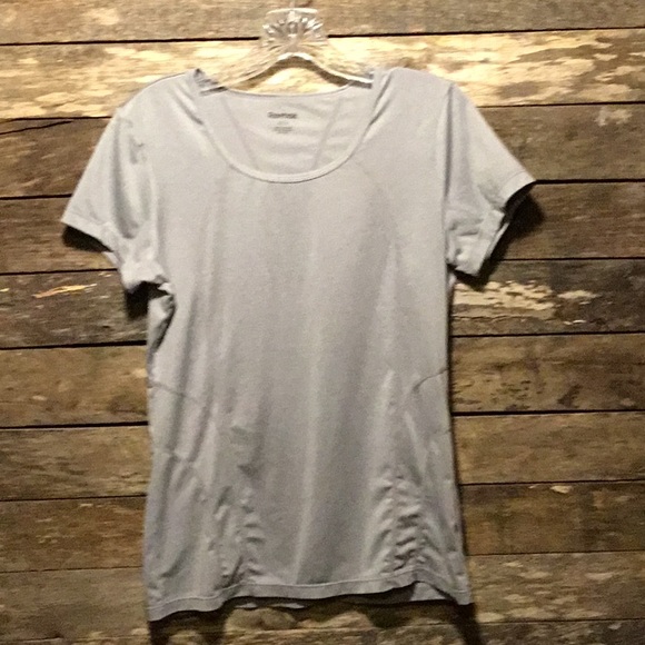 Reebok Athletic Performance Wear Short Sleeved Breathable Tee Shirt - Picture 3 of 6